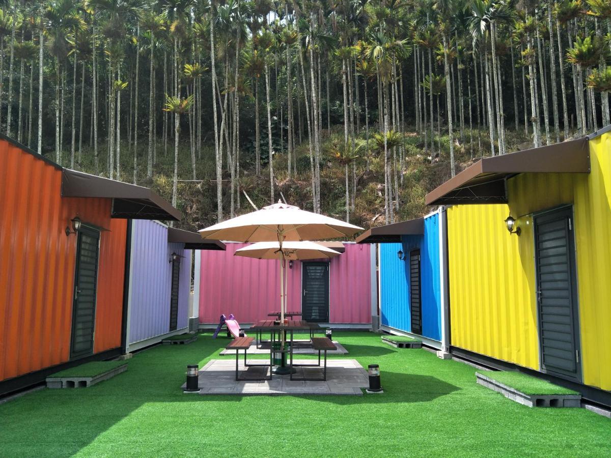 Tea King Container Acomodação com café da manhã Yuchi Exterior foto